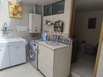 Excelente oportunidad de Vivenda ó Inversión, casa en Niza