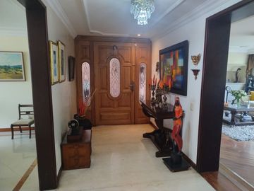Excelente oportunidad de Vivenda ó Inversión, casa en Niza