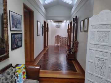 Excelente oportunidad de Vivenda ó Inversión, casa en Niza