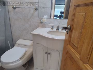 Excelente oportunidad de Vivenda ó Inversión, casa en Niza