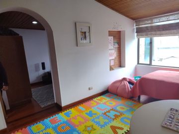 Excelente oportunidad de Vivenda ó Inversión, casa en Niza