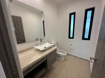 Casa de lujo en Fracc. Cumbres del Lago, Querétaro.