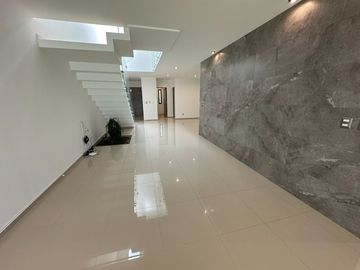 Casa de lujo en Fracc. Cumbres del Lago, Querétaro.