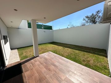 Casa de lujo en Fracc. Cumbres del Lago, Querétaro.
