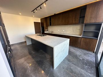 Residencia de lujo en Lomas del Campanario Norte, Querétaro.