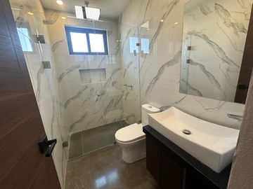 Residencia de lujo en Lomas del Campanario Norte, Querétaro.