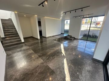 Residencia de lujo en Lomas del Campanario Norte, Querétaro.