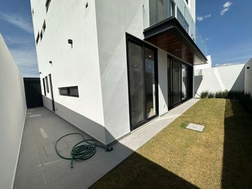 Residencia de lujo en La Vista Residencial, Querétaro.