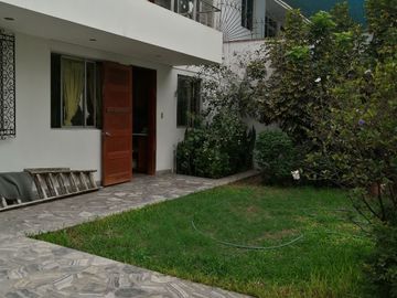Oferta, bajó de precio ! Vendo casa en avenida Las Artes Nortes .San Borja