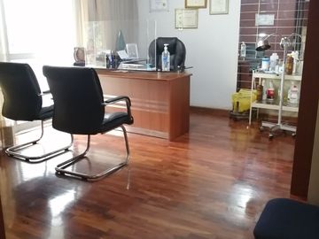 Oferta, bajó de precio ! Vendo casa en avenida Las Artes Nortes .San Borja
