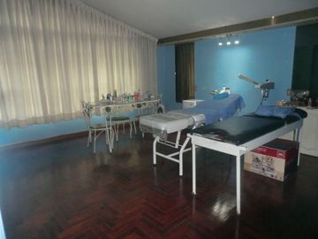 Oferta, bajó de precio ! Vendo casa en avenida Las Artes Nortes .San Borja