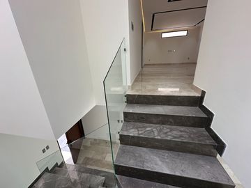 Casa con alberca en Fracc. La Espiga, Querétaro.