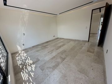 Casa con alberca en Fracc. La Espiga, Querétaro.