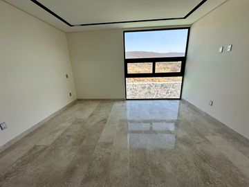 Casa con alberca en Fracc. La Espiga, Querétaro.