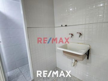 Venta De Departamento 2Do Piso En San Borja Buena Ubicación