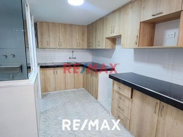 Venta De Departamento 2Do Piso En San Borja Buena Ubicación