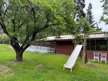 ¡oportunidad Única! Vendo Casa Con Centro De Eventos En Funcionamiento