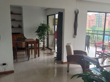 VENTA EXCLUSIVO APARTAMENTO EN CHIPICHAPE CALI VALLE