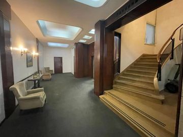 Monoambiente en Edificio Talcahuano y Av Santa Fe