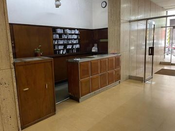 Monoambiente en Edificio Talcahuano y Av Santa Fe