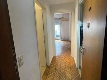Monoambiente en Edificio Talcahuano y Av Santa Fe