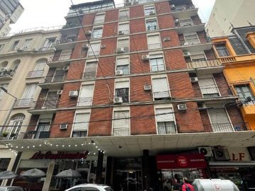 Monoambiente en Edificio Talcahuano y Av Santa Fe