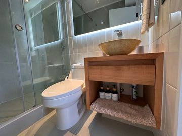 En venta depto recién remodelado y amoblado