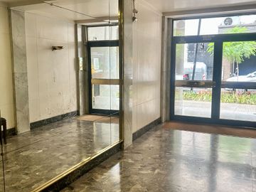 Departamento en Venta en Retiro - Apto Profesional 80 m²