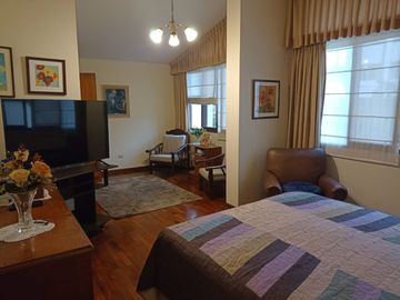 Acogedora Casa en VENTA en Surco con excelentes acabados🏡