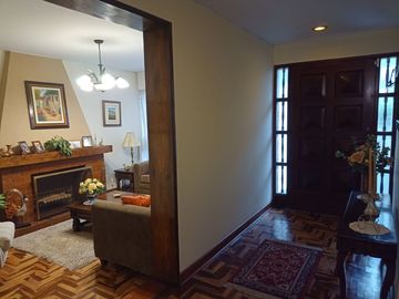 Acogedora Casa en VENTA en Surco con excelentes acabados🏡