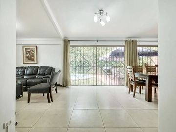 EN VENTA LINDA CASA EN LA REINA