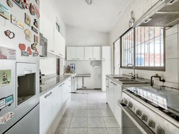 EN VENTA LINDA CASA EN LA REINA