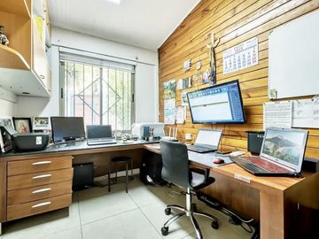 EN VENTA LINDA CASA EN LA REINA