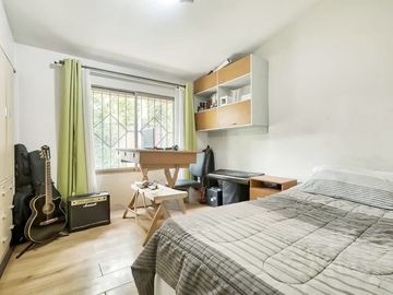 EN VENTA LINDA CASA EN LA REINA