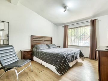 EN VENTA LINDA CASA EN LA REINA