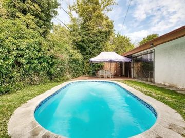 EN VENTA LINDA CASA EN LA REINA