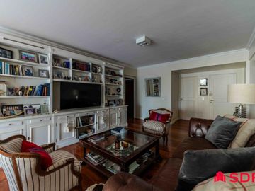 Piso en Venta. 3 Dorm. en Segui 3800 y Lafinur, Impecable