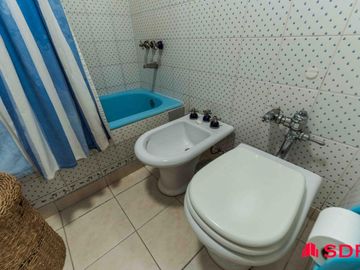 Piso en Venta. 3 Dorm. en Segui 3800 y Lafinur, Impecable