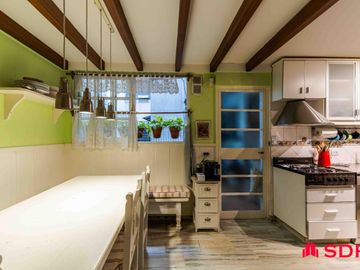 Piso en Venta. 3 Dorm. en Segui 3800 y Lafinur, Impecable