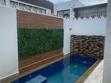 Casa Amoblada en Alquiler - Urbanización Manta Tenis
