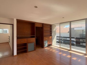 RESIDENCIA EN CONDOMINIO EN VENTA EN METEPEC
