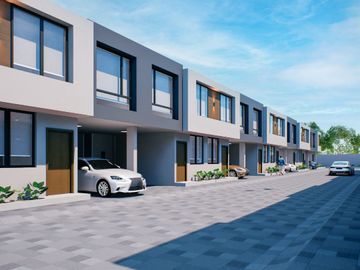 Casas en Via Puembo - Pifo GERONA