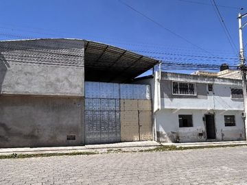 Venta de casa y Galpón – Ibarra
