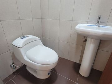 VENTA DE CASA COMERCIAL