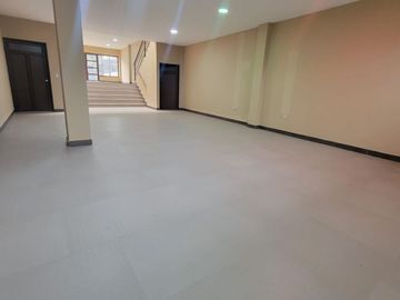 VENTA DE CASA COMERCIAL