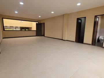 VENTA DE CASA COMERCIAL