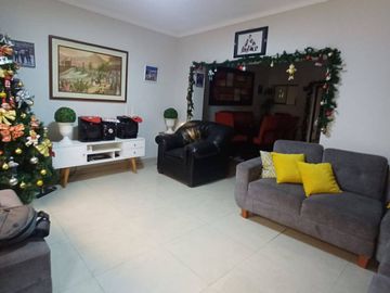POR OCACASION SE VENDE DEPARTAMENTO EN 1ER PISO EN EL RIMAC