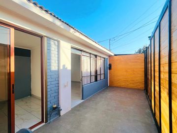 Se vende casa grande en Arica