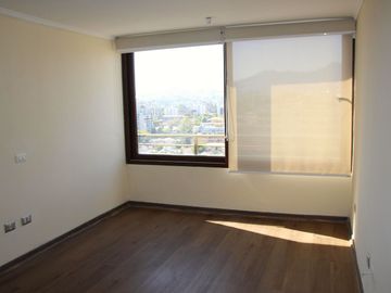 EXCELENTE DEPARTAMENTO, CHILE ESPAÑA/IRARRAZAVAL, ÑUÑOA, 1D, 1B, ESTACIONAMIENTO, BODEGA Y PISCINA, A PASOS DEL METRO