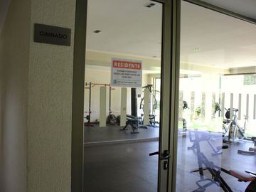 EXCELENTE DEPARTAMENTO, CHILE ESPAÑA/IRARRAZAVAL, ÑUÑOA, 1D, 1B, ESTACIONAMIENTO, BODEGA Y PISCINA, A PASOS DEL METRO